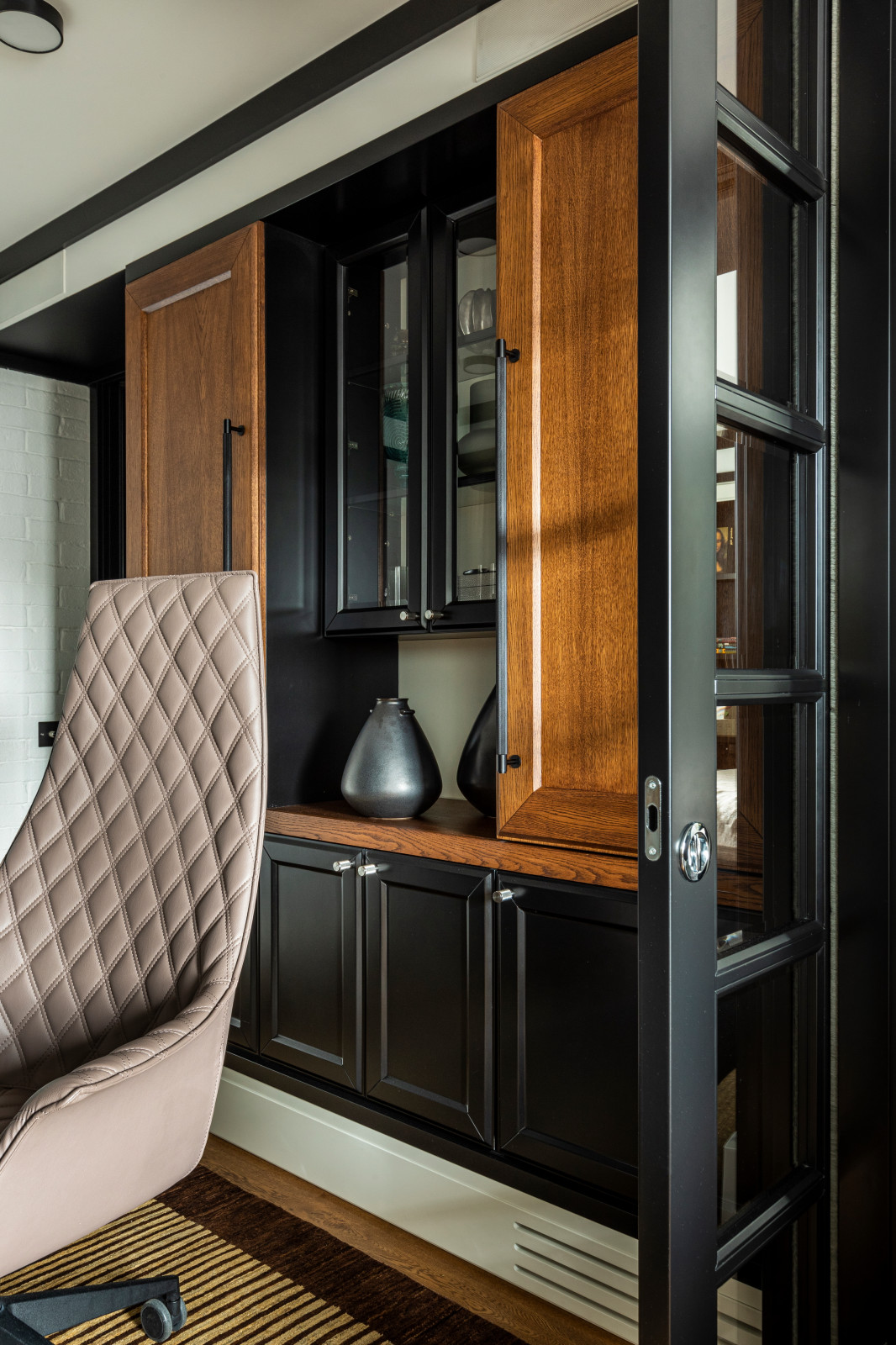 Квартира в 1-м Вражском переулке