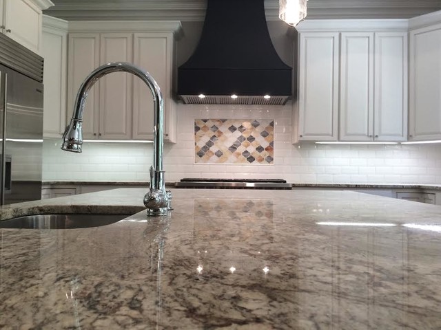 BACKSPLASH contemporary-koek