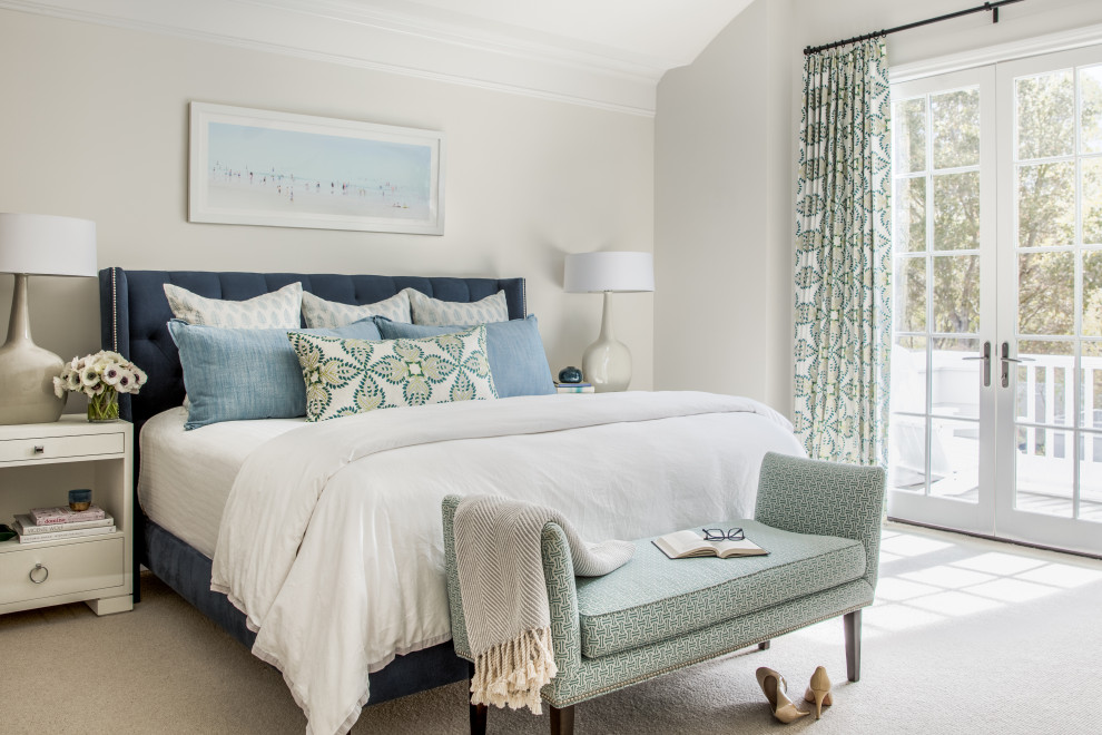This is an example of a transitional bedroom in San Francisco.