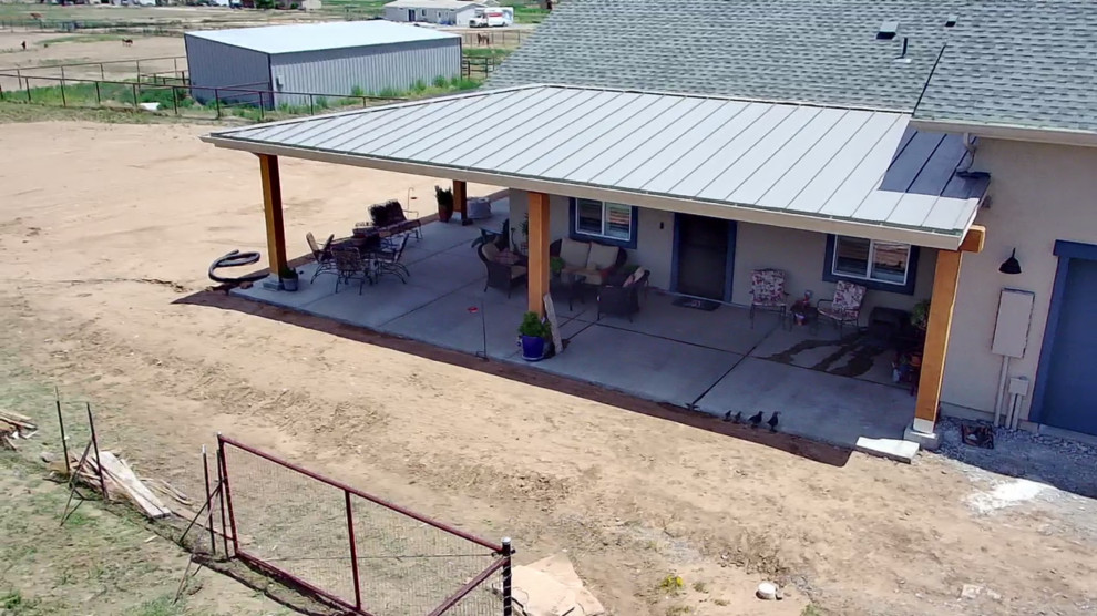 Casita and Garage