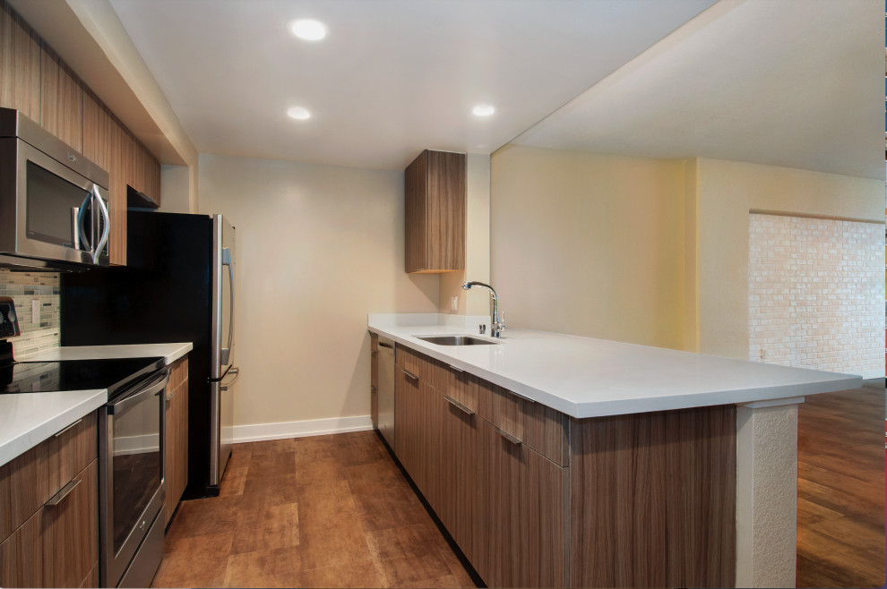 Kitchen - transitional kitchen idea