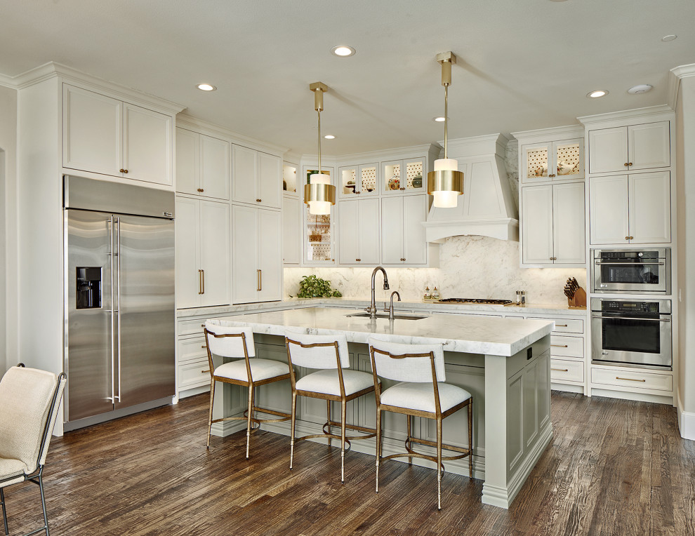Kitchen - kitchen idea in Dallas
