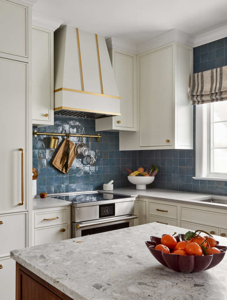 Inspiration for a transitional kitchen remodel in New York