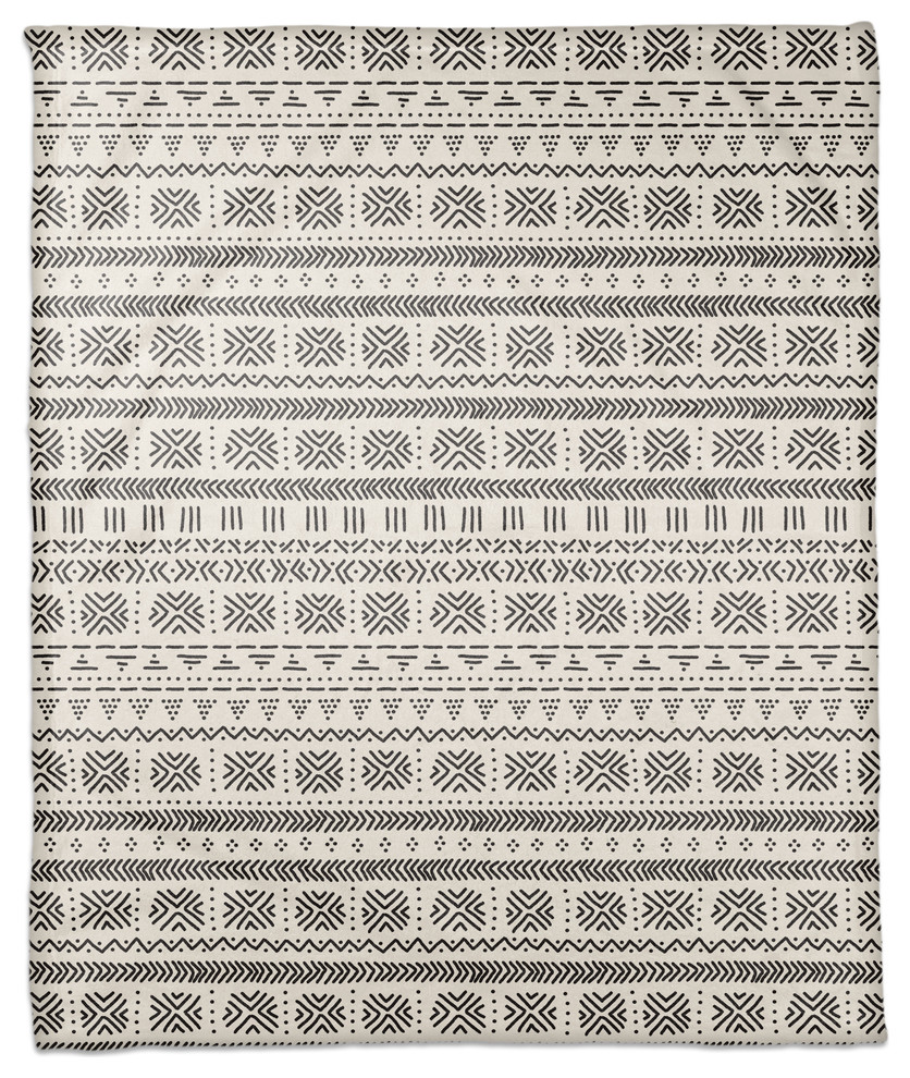 Black and White Tribal Pattern 50"x60" Fleece Blanket