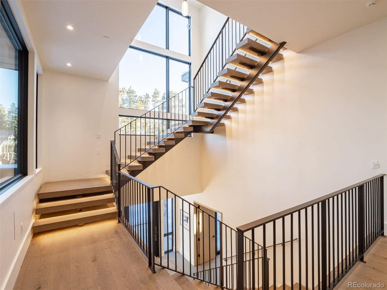 27 Boulder cir