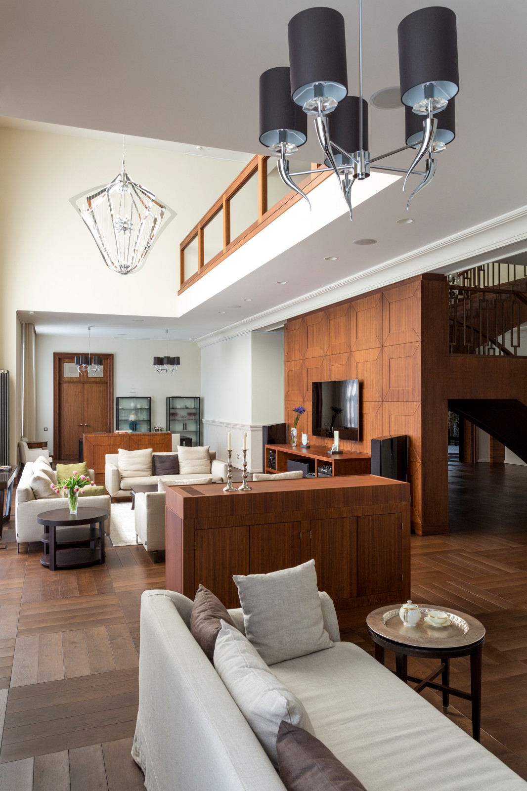 Жилой дом в Подмосковье (700 м2)