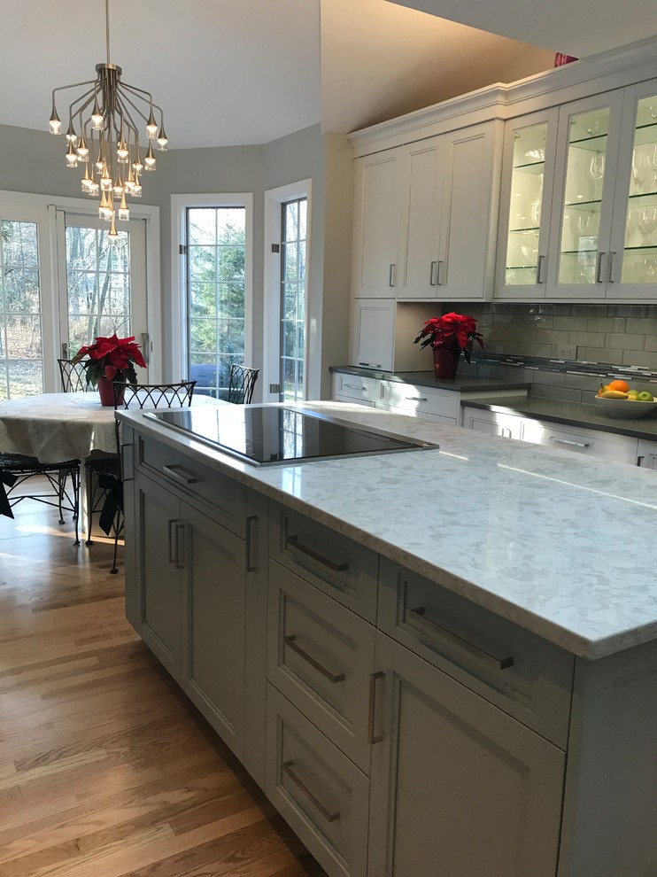Inspiration for a transitional kitchen remodel in New York