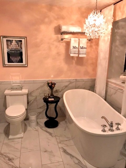 Taylor shabby-chic-style-bathroom