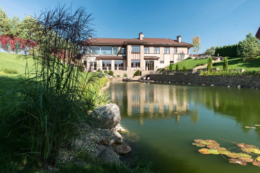 Дом в овраге