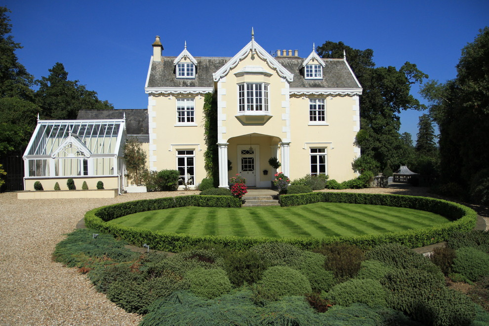 Design ideas for a traditional exterior in Devon.