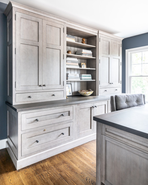 Long Pond Lodge transitional-home-office