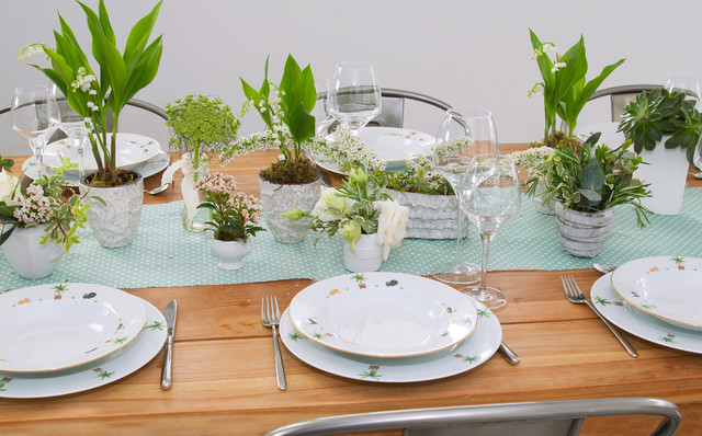 DIY : Réalisez un chemin de table fleuri et parfumé avec du muguet