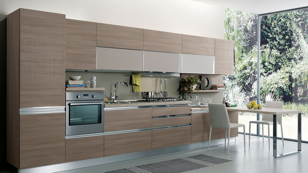 Кухня S75, модель Irma, отделка olmo brown "tranche", глянцевые ручки-gola