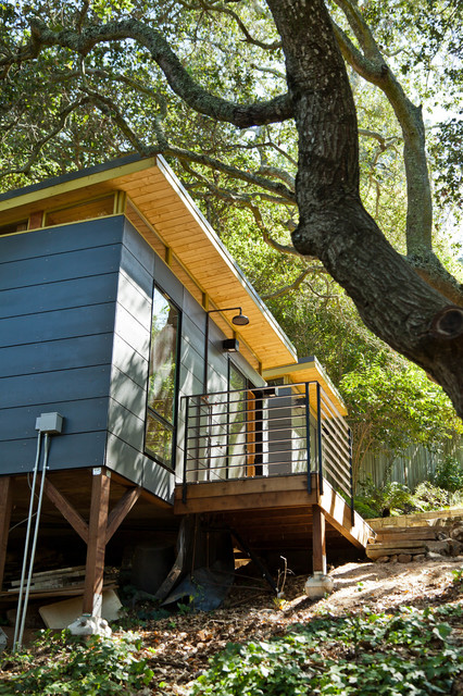 Bay Area, CA Modern Sauna modern-shed