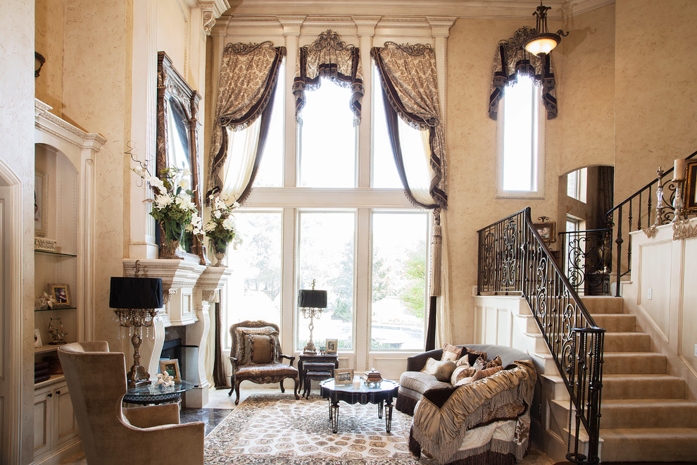 Photo of a mid-sized traditional enclosed living room in Dallas with beige walls.