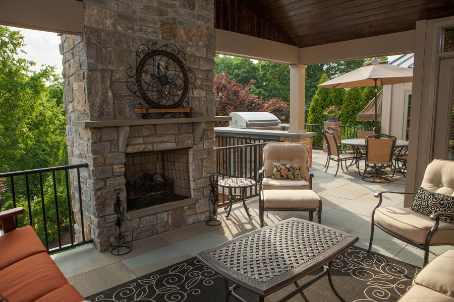 Home design - transitional home design idea