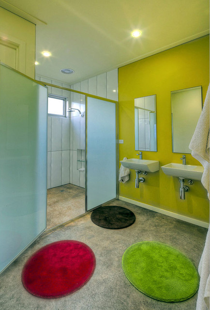 Old Dairy Town modern-bathroom