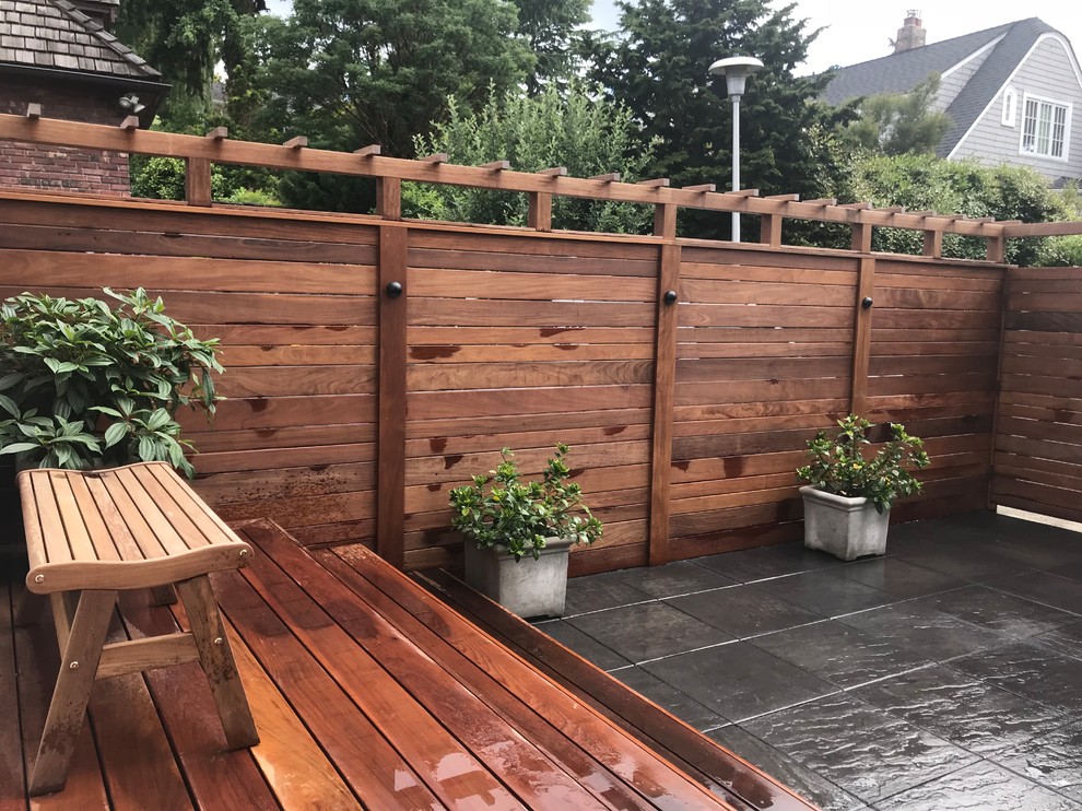 Deck - traditional deck idea in Seattle
