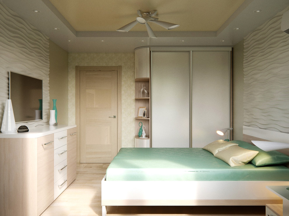 На своей волне.