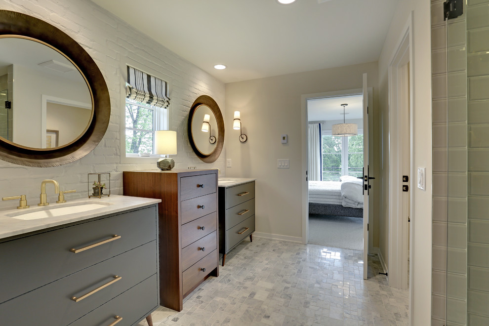 Photo of a transitional bathroom in Minneapolis.