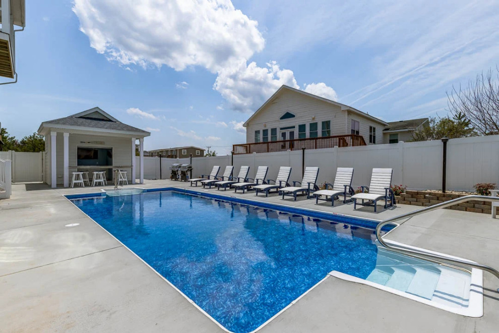 (2021) Great White Shack