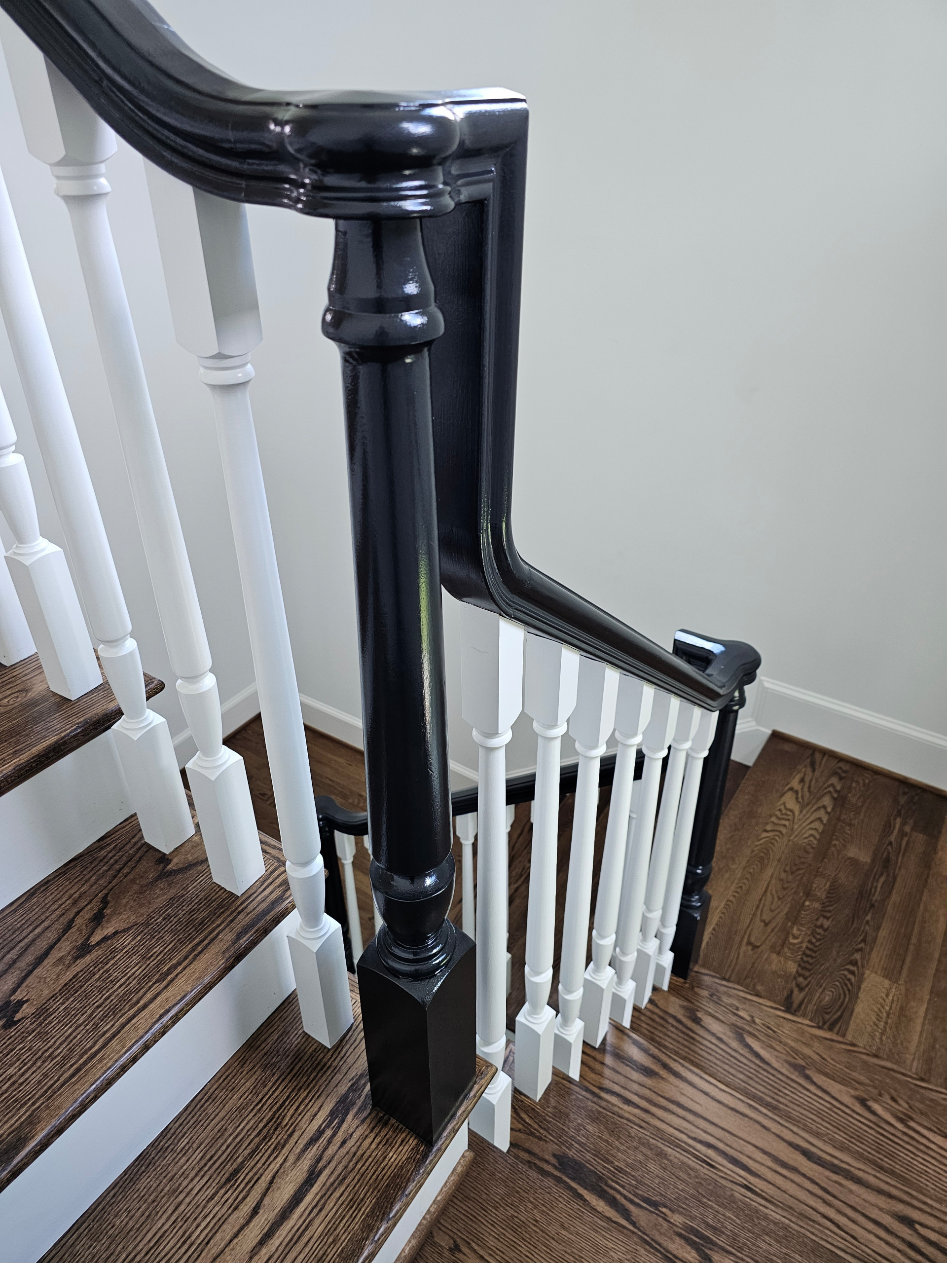 121_Elegant Floating Staircase, Chevy Chase, MD 20815