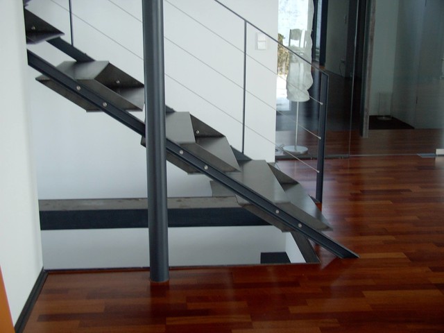 Treppe contemporain-escalier