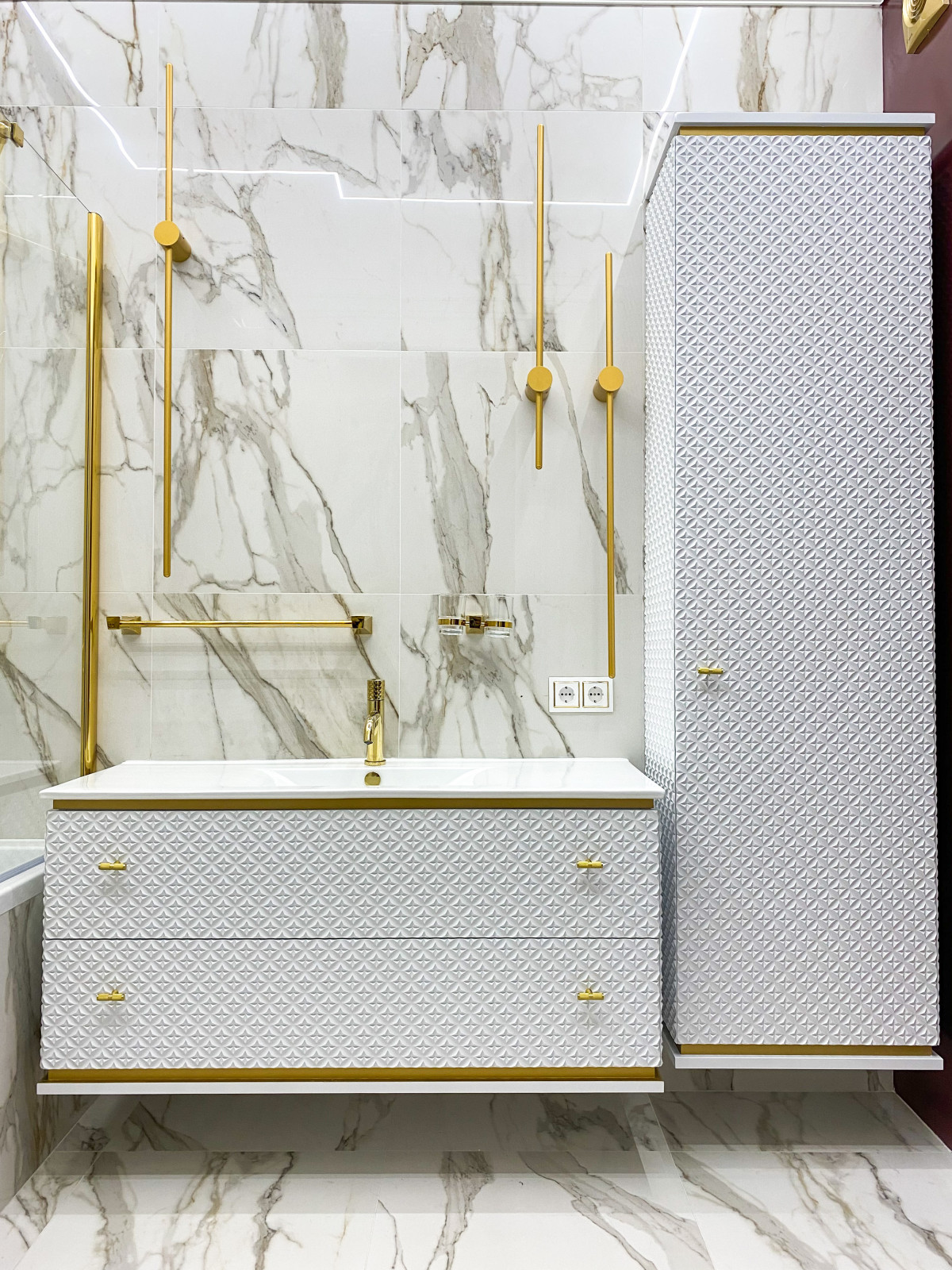 Тумба и пенал.