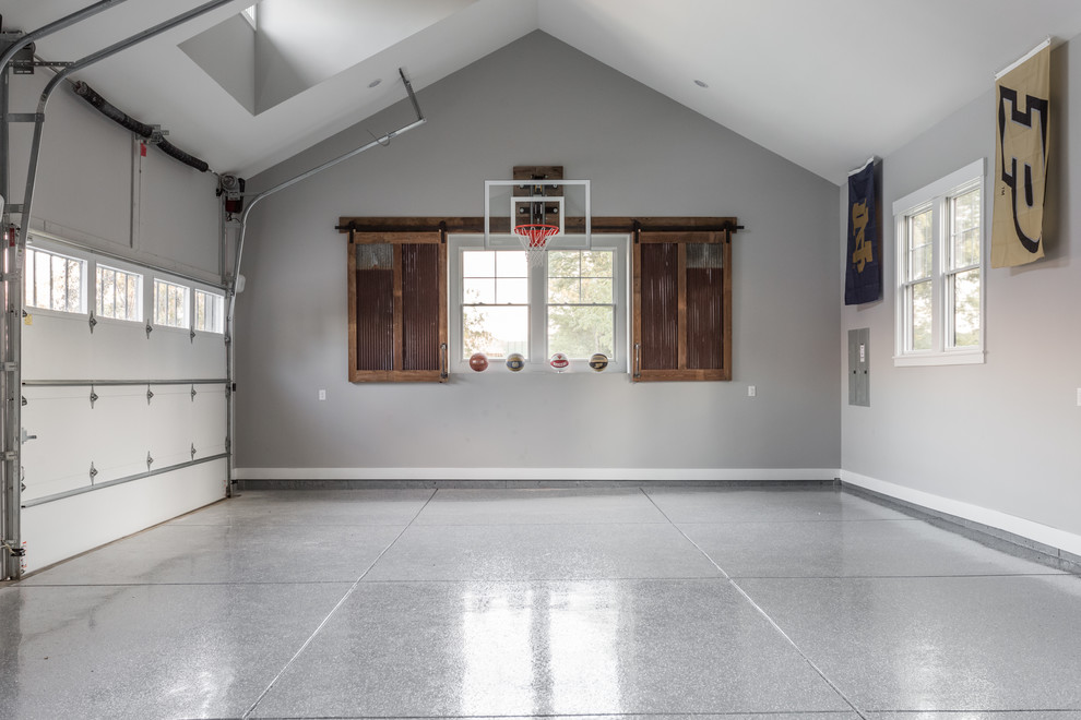 Design ideas for a transitional garage in Indianapolis.