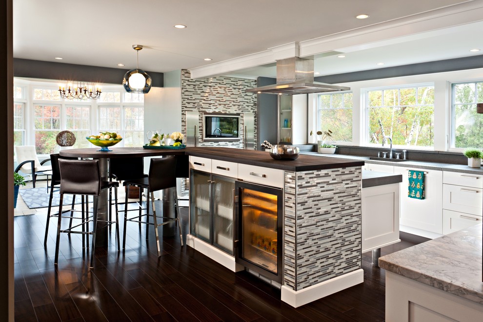 Inspiration for a transitional kitchen remodel in Boston