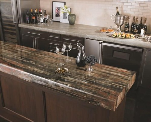 Natural Pattern Countertop for Rustic Kitchens
