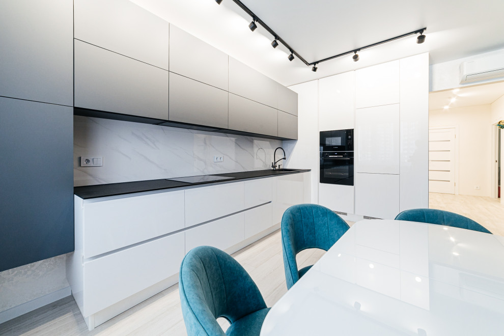 Угловая кухня с фасадами Fenix