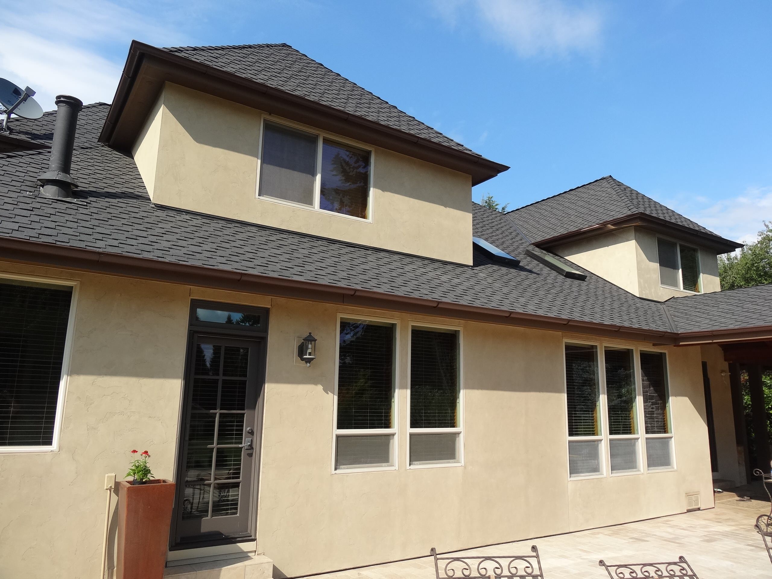 Veenker Residence