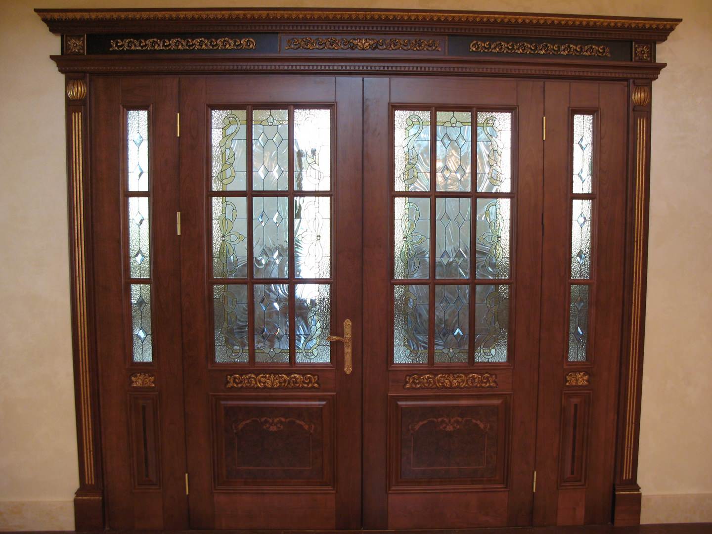 Двери по нашим эскизам