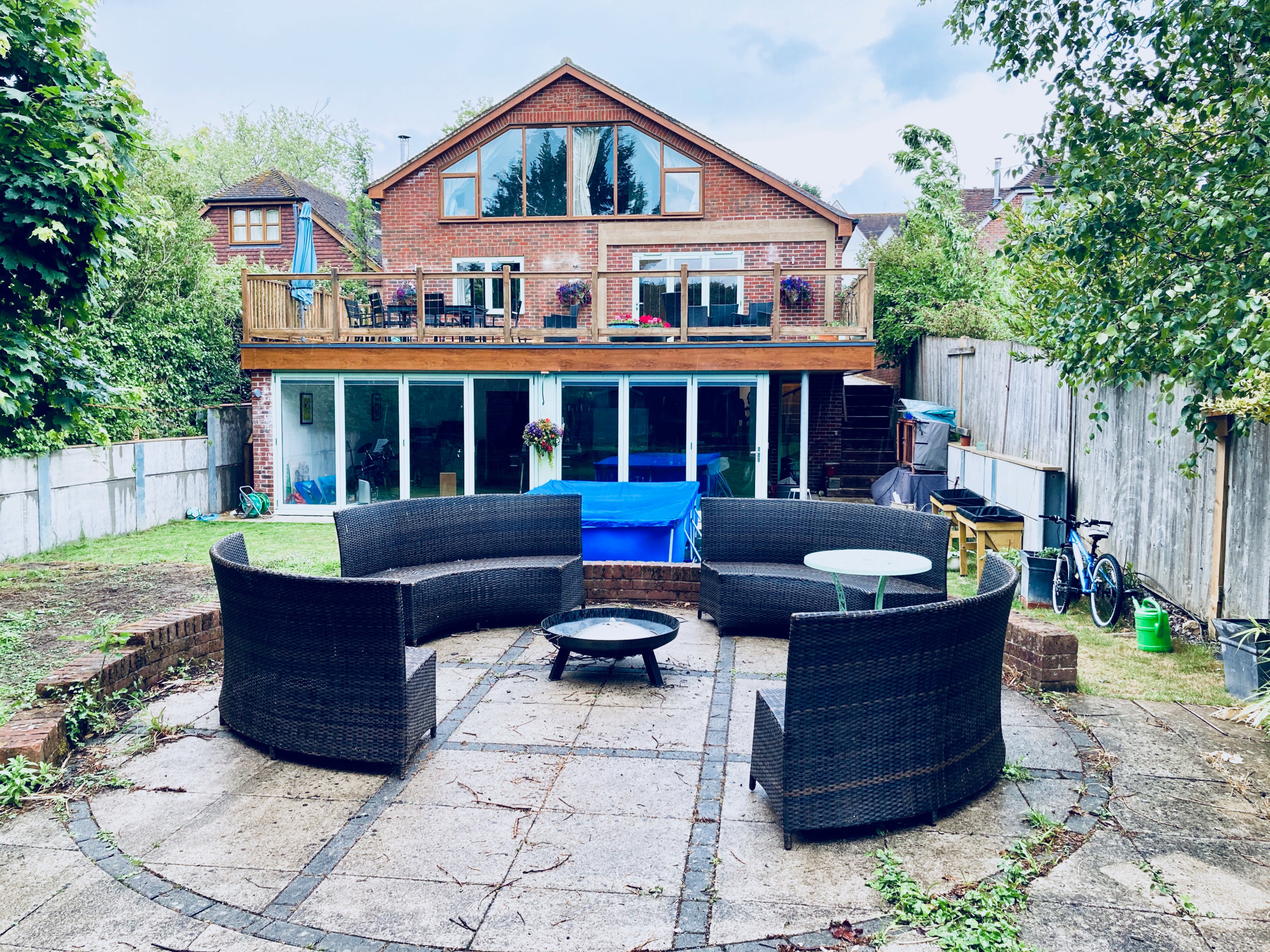 Contemporary Garden with Pool