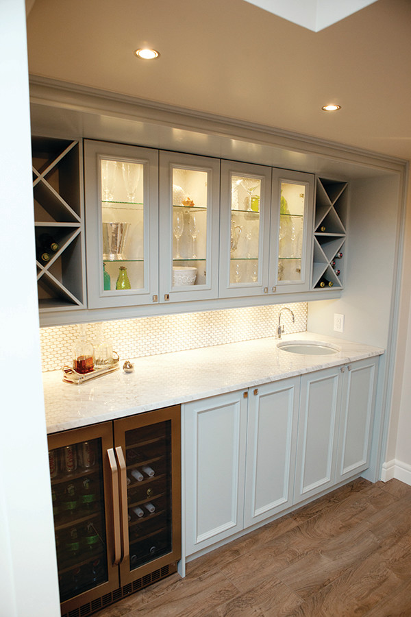 Home design - transitional home design idea