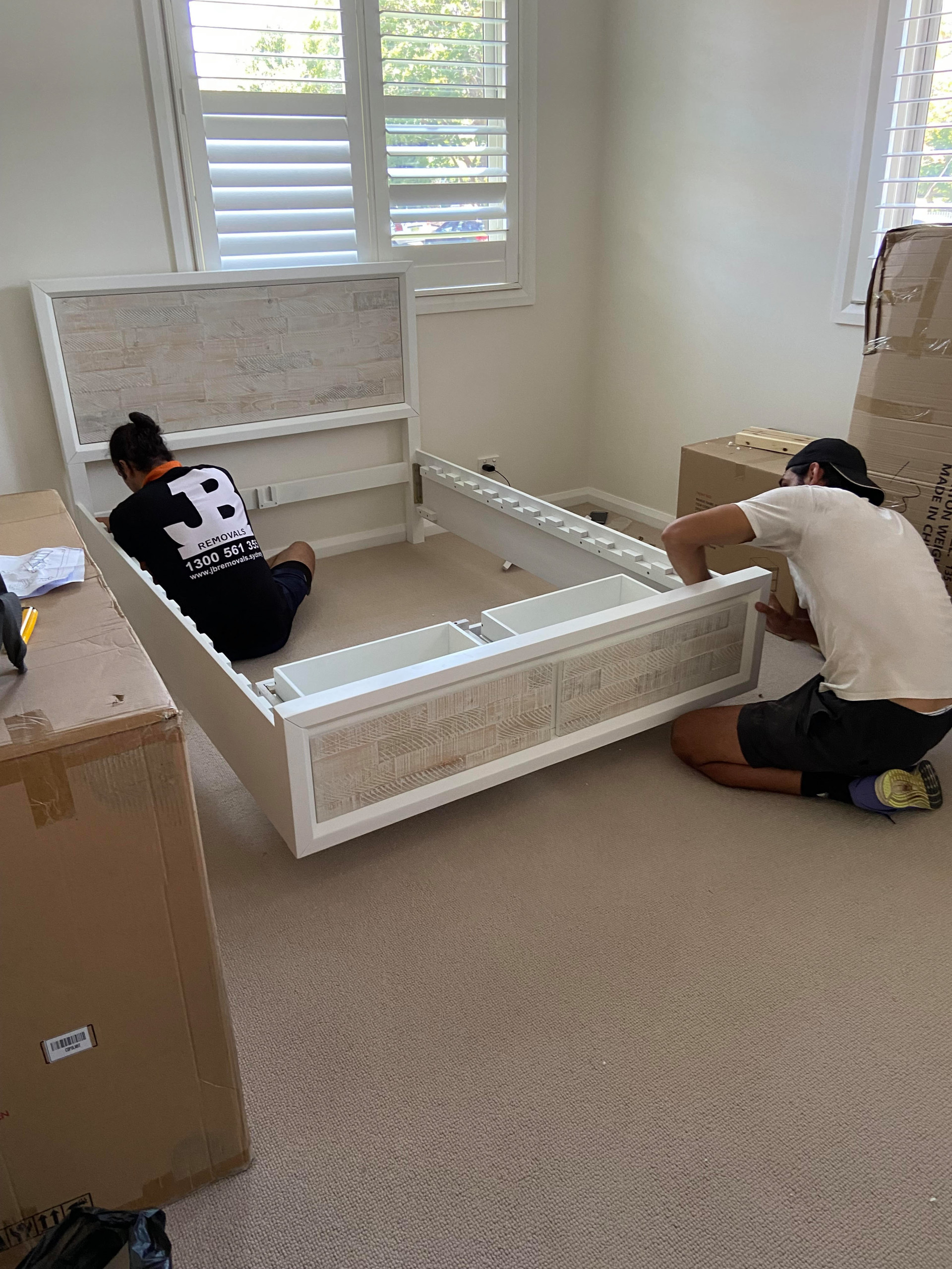 NEW COUNTRY AND NEW HOME FULL Source and stage all furniture and services