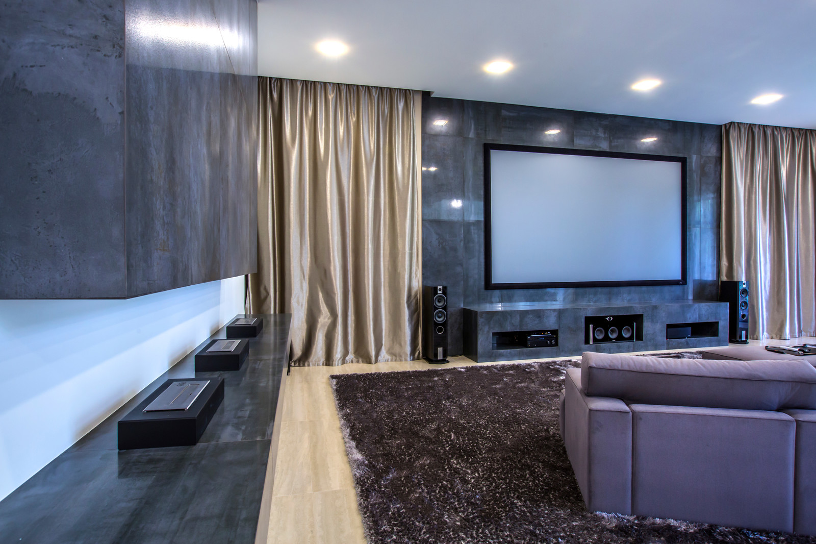 Дом в современном стиле