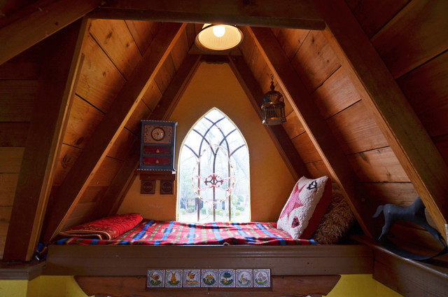 The Most Incredible Kids' Tree House You'll Ever See? eklektisk-boernevaerelse