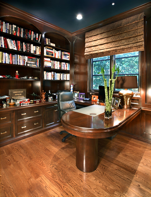 Brentwood Mediterranean Style Villa mediterran-arbeitszimmer