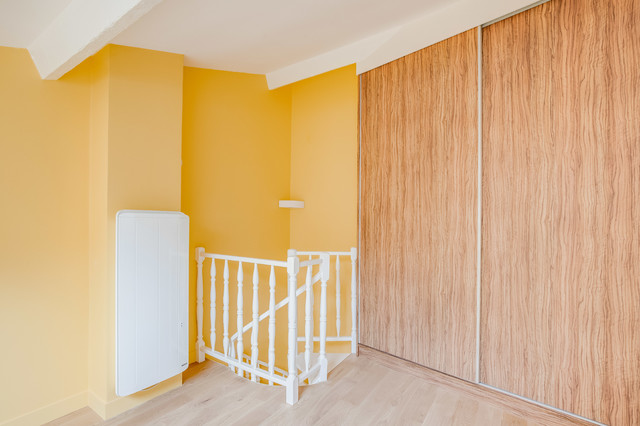 Mission compl&egrave;te : Triplex &agrave; Paris beach-style-wardrobe