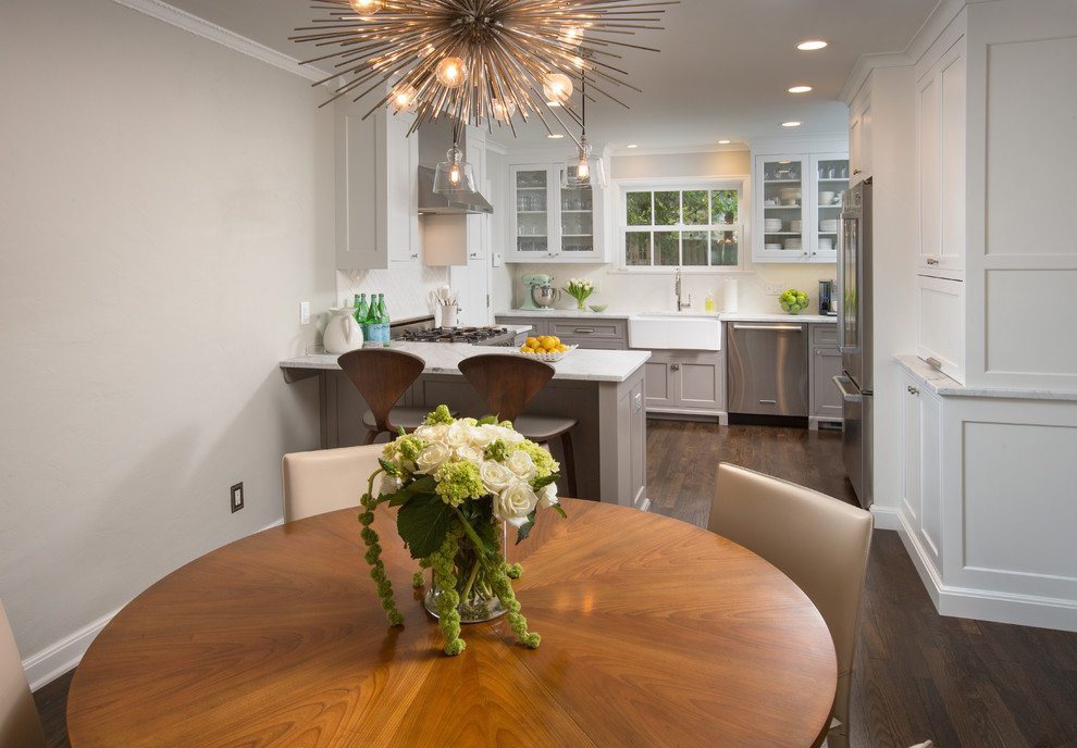 Inspiration for a transitional kitchen remodel in Columbus