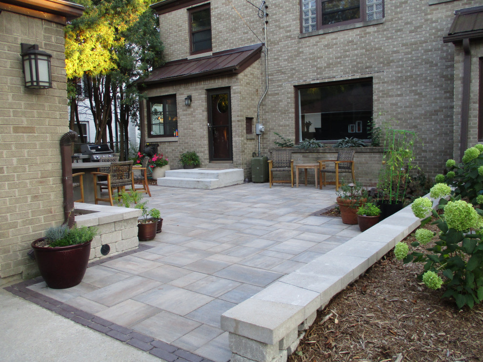 Wauwatosa Patio Contemporain Jardin Milwaukee par Creative