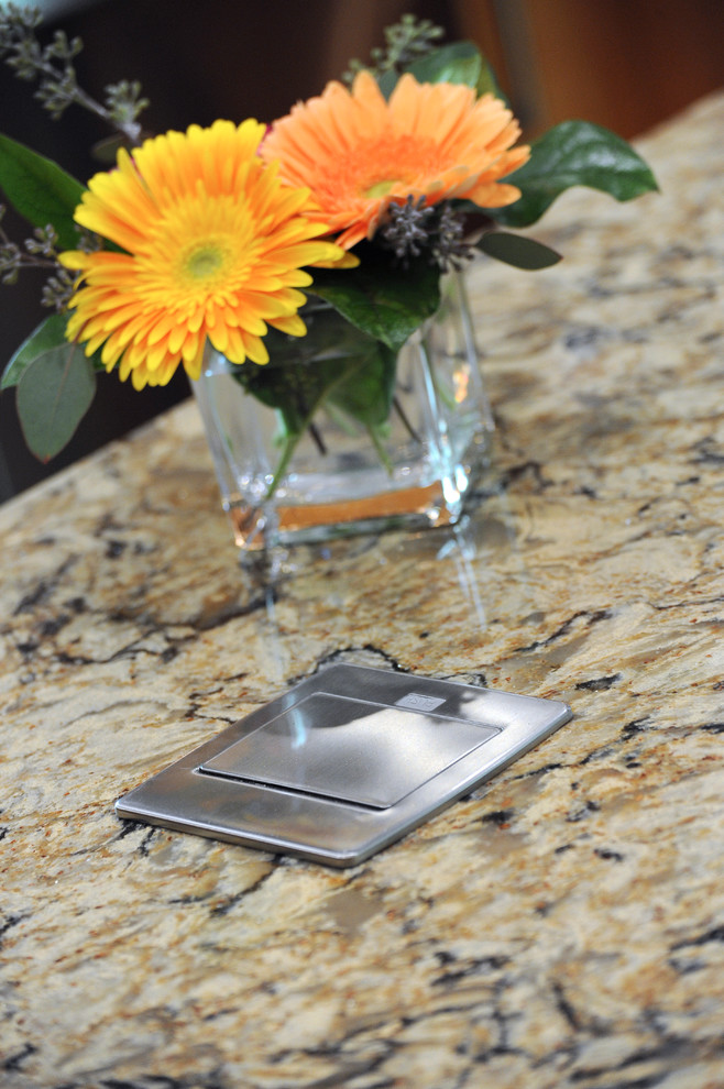 Inspiration for a transitional kitchen remodel in Cincinnati