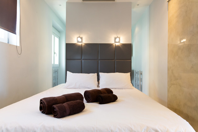 Appartement B contemporary-bedroom