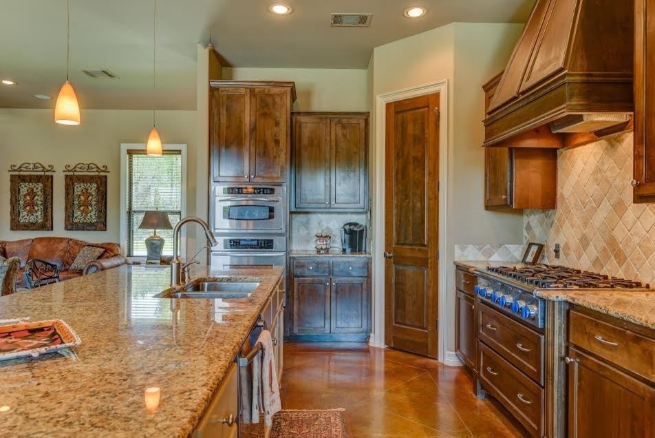 Mountain style kitchen photo in Miami