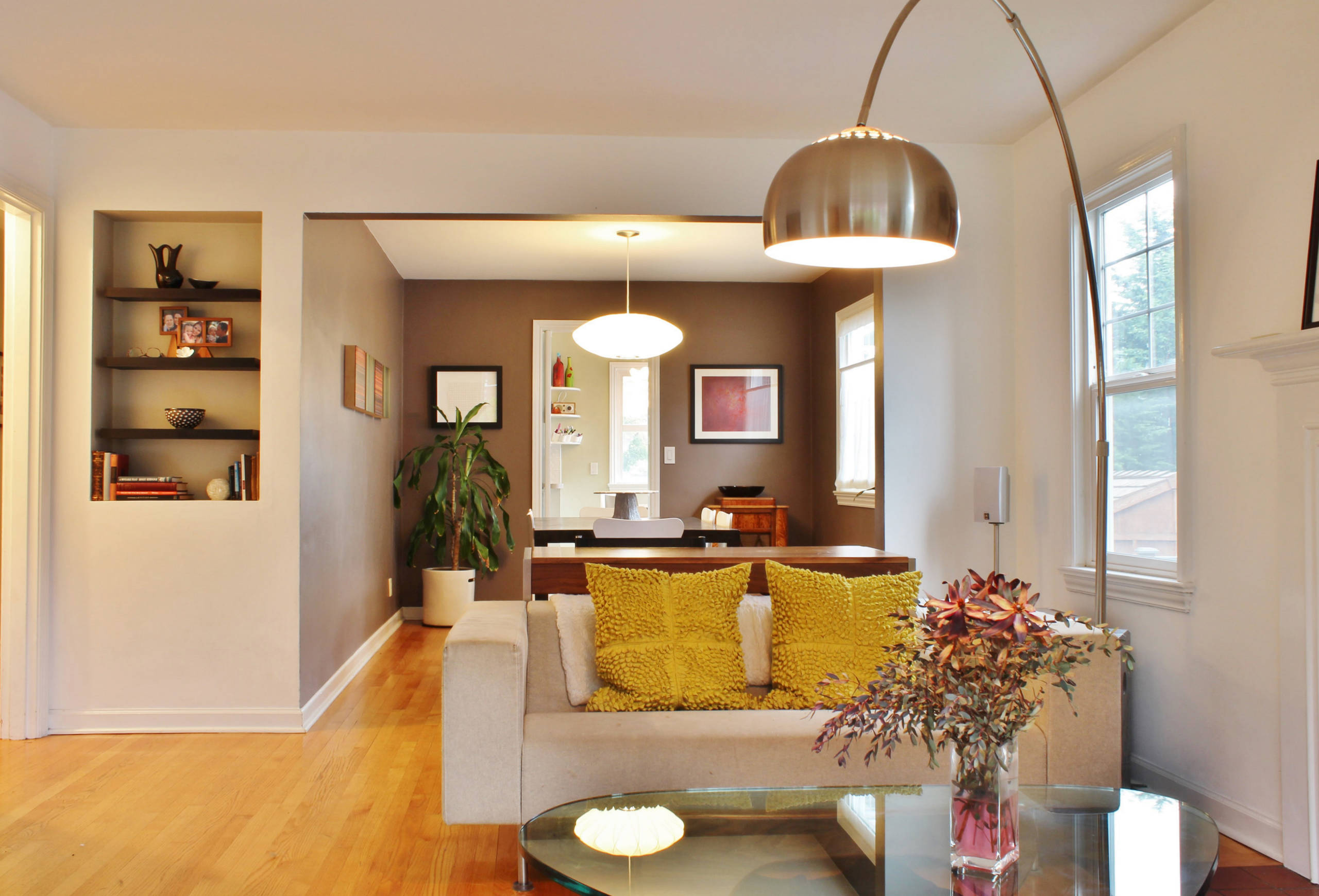 My Houzz: Modern Classics in a 1940s Home, image size:2560x1740