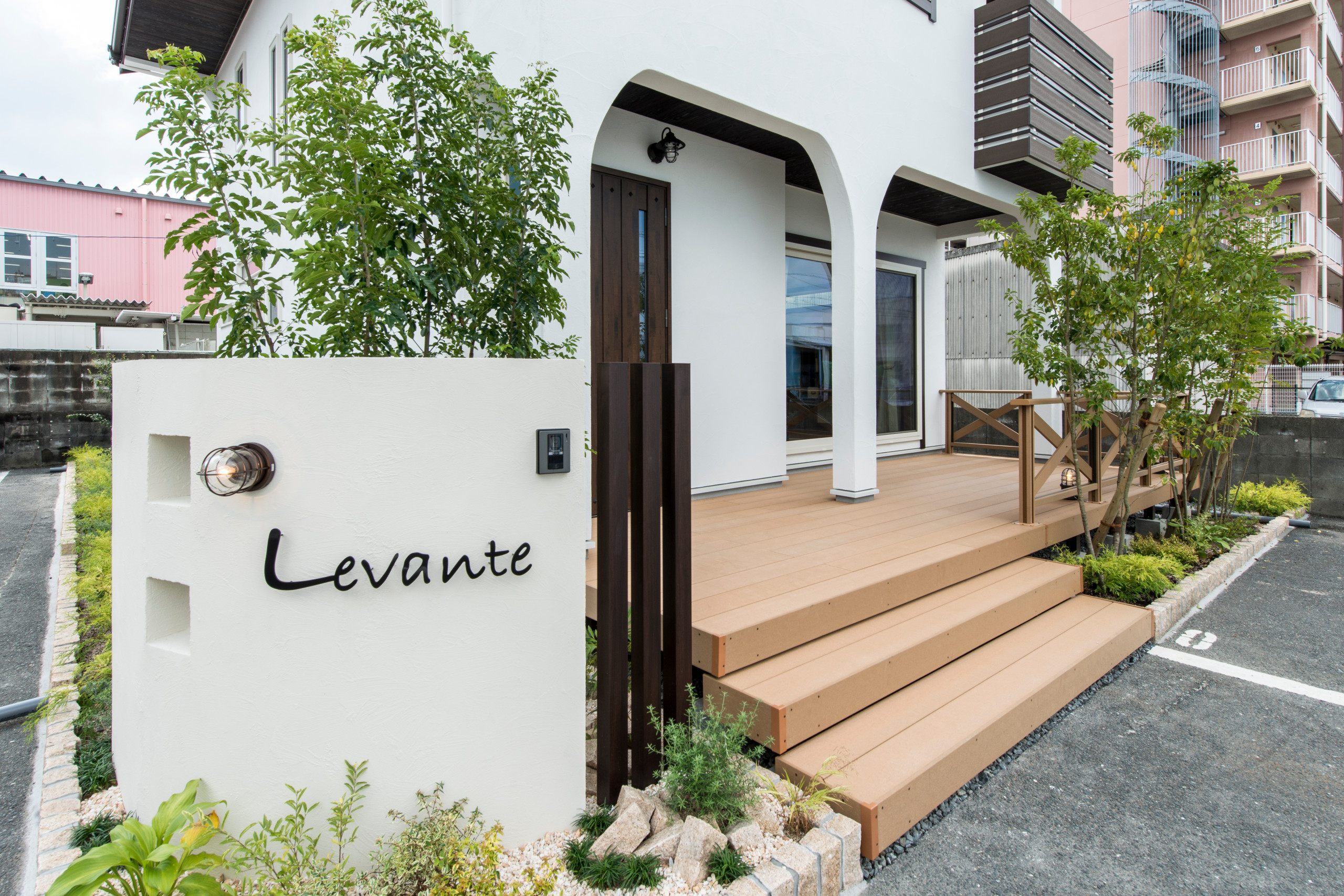 自然がデザインした 「経年美の家」Levante