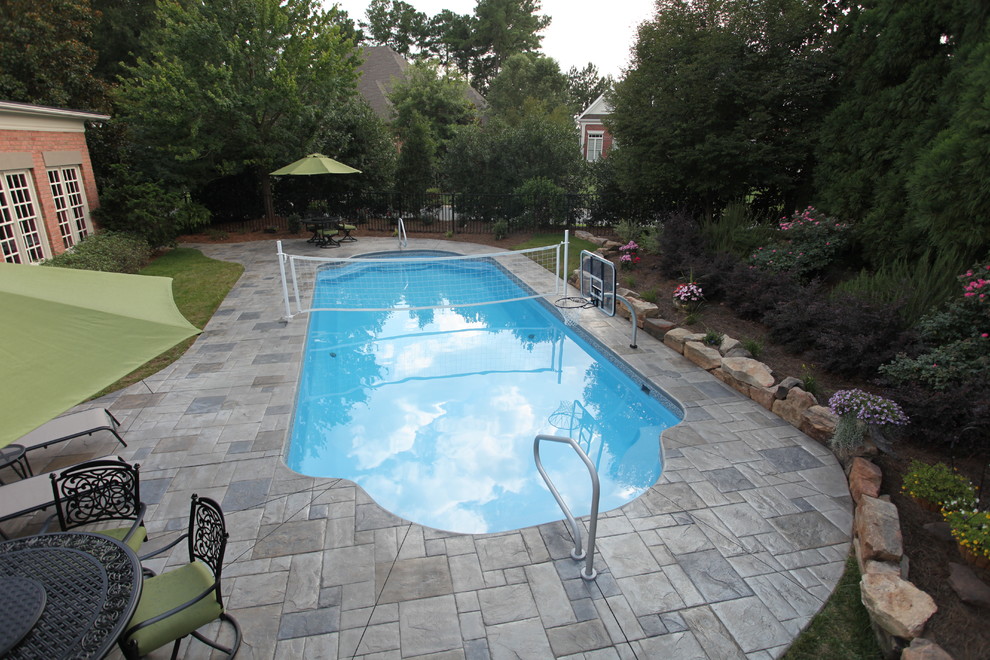 Design ideas for a traditional pool in Burlington.
