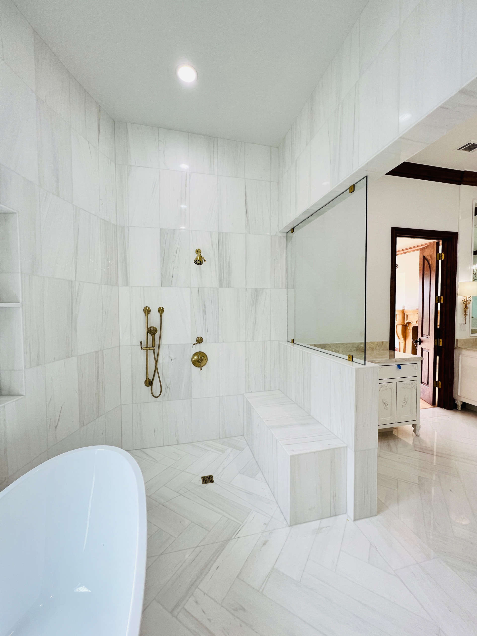 Grand Master Bath